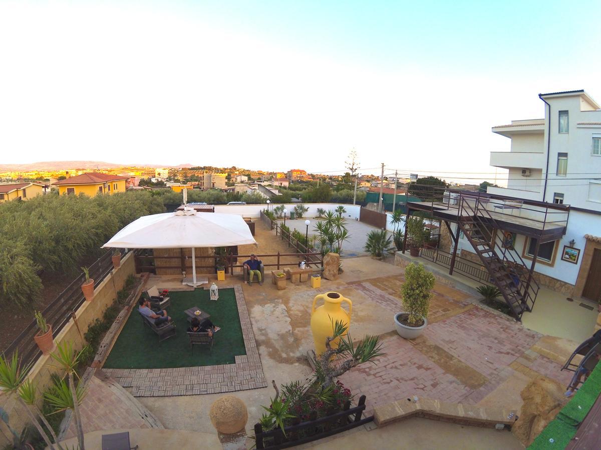 Villa Trinacria Villaggio Mosè Exteriör bild