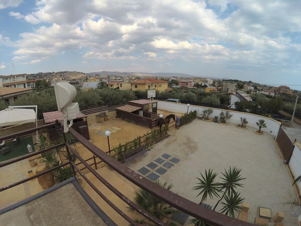 Villa Trinacria Villaggio Mosè Exteriör bild